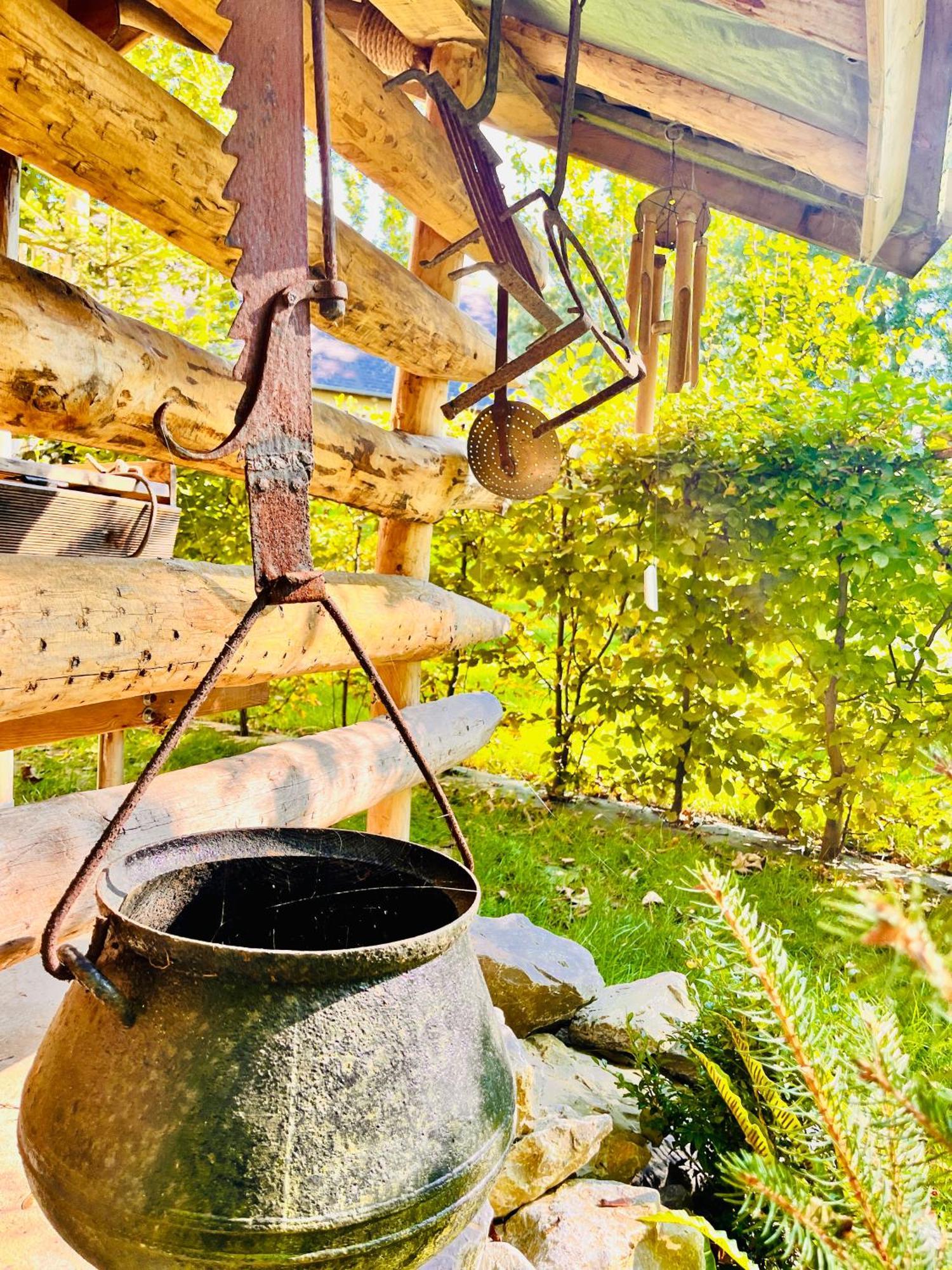La Cabane Perchee Du Trappeur Écrainville 外观 照片